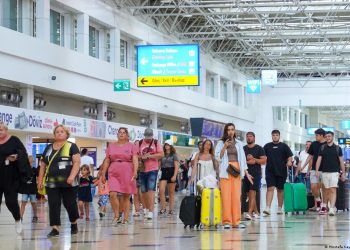 الروس أكثر السياح الأجانب في تركيا