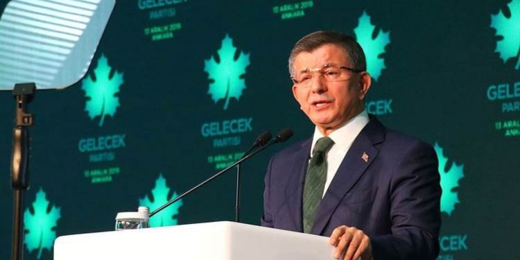 داود أوغلو: قد ندعم مرشح الحزب الحاكم في الانتخابات البلدية