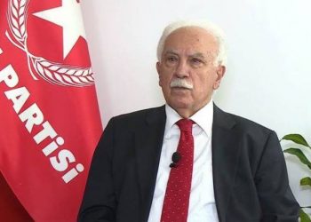 زعيم حزب تركي: يجب احترام القوانين السعودية