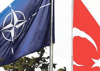 المقاتلات التركية تشارك في تأمين المجال الجوي لحلف الناتو