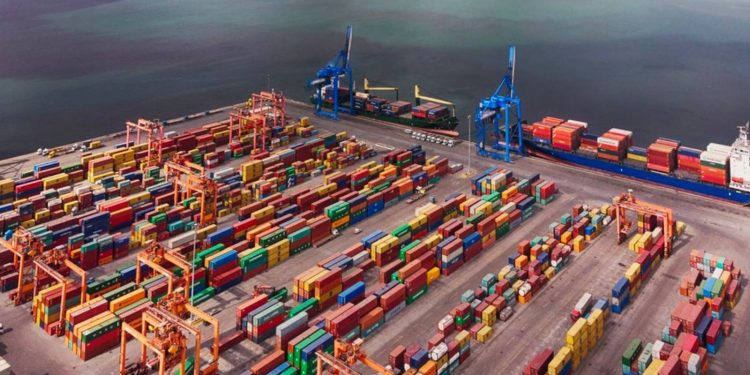 الصادرات التركية تفقد النمو المرتفع في 2023