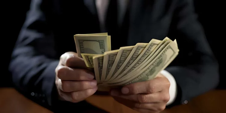 تعرف على أثرياء تركيا وأغنى رجل في العالم