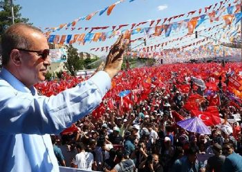 أردوغان يزور 50 مدينة قبل الانتخابات البلدية