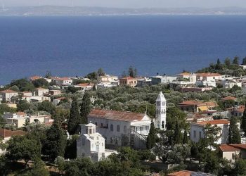 اليونان تعفي الأتراك من تأشيرة دخول 10 جزر