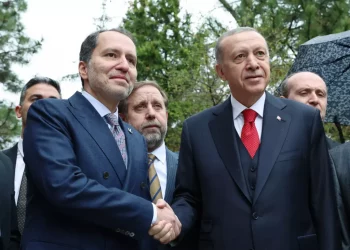 هل يبحث أردوغان التحالف مع أربكان مجددا؟