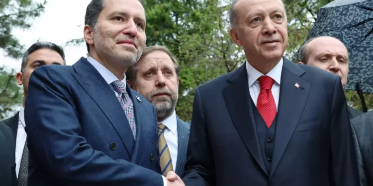 هل يبحث أردوغان التحالف مع أربكان مجددا؟