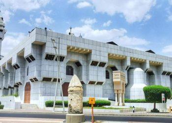 مسجد التنعيم موقع تاريخي للعمرة في مكة المكرمة