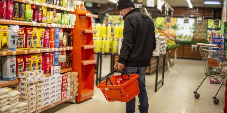 تركيا.. حد الجوع يتجاوز 20 ألف ليرة