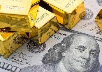 تركيا.. تراجع طفيف بأسعار الدولار والذهب بعد رفع الفائدة