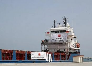 سفينة المساعدات التركية الثامنة تصل ميناء العريش