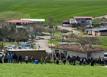 مقتل شخص وإصابة 11 خلال الانتخابات البلدية في ديار بكر