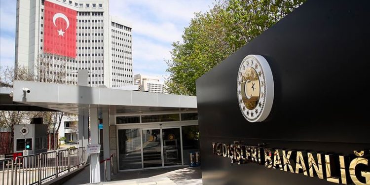 تركيا ترد على وزير إسرائيلي منزعج من زيارة إسماعيل هنية