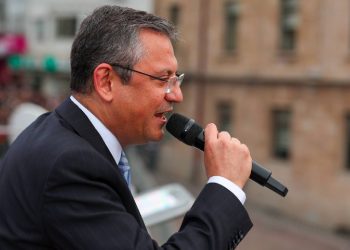 زعيم المعارضة التركية يؤجل زيارته إلى فلسطين