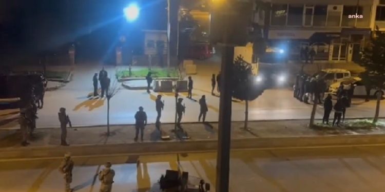 احتجاجات في بتليس على نتيجة الانتخابات البلدية واعتقال 14