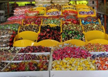 انتهاء عصر شراء حلوى العيد في تركيا بالكيلو بل بالجرامات