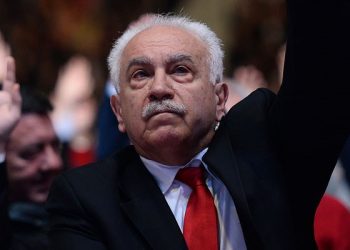 زعيم الحزب الوطني: تركيا تستعد لتحالف بين الحزب الحاكم والمعارضة!