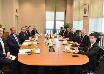 مستشار أردوغان يلتقي وفدا من الخارجية الأمريكية