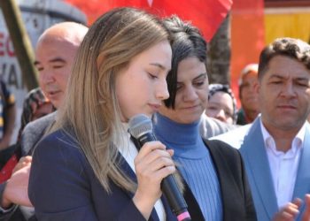 تعرف على أصغر عمدة بلدية في تركيا