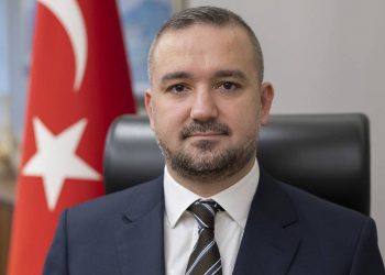 رئيس المركزي التركي للمصرفيين العرب: نتوقع انخفاضًا في التضخم