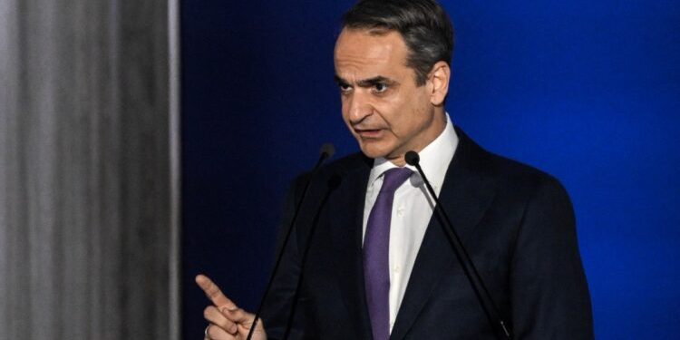 رئيس الوزراء اليوناني يزور تركيا