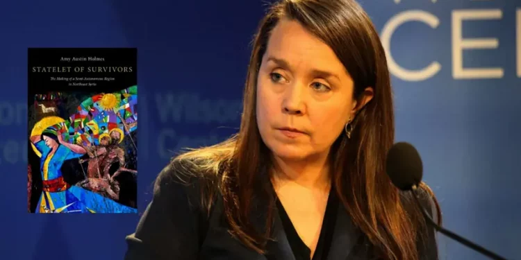 أكاديمية أمريكية تؤلف كتابًا عن “روج آفا كردستان”