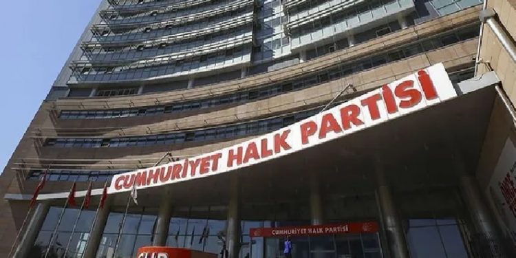 الشعب الجمهوري يفتتح ممثلية له في قبرص التركية