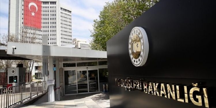 تركيا ترحب بقرار إسبانيا والنرويج وأيرلندا بشأن فلسطين