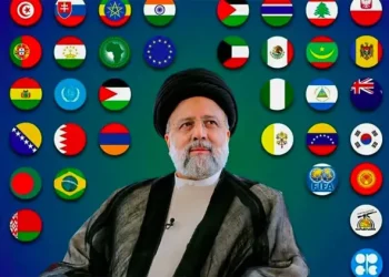 إيران تستخدم العلم العثماني بدلًا من التركي!