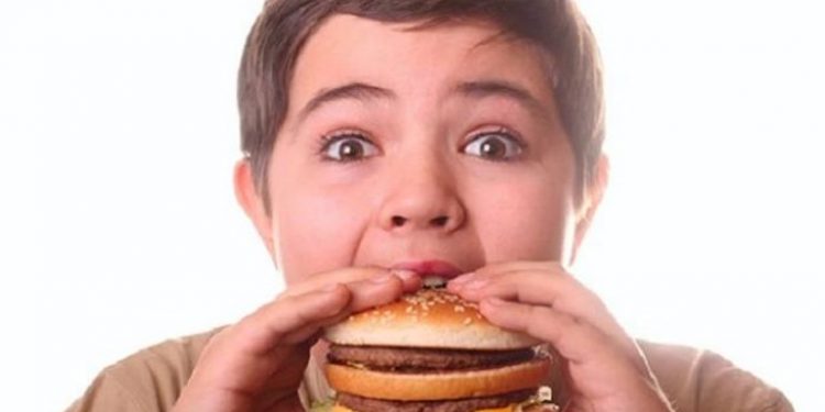 ارتفاع معدل السمنة بين الشباب في تركيا