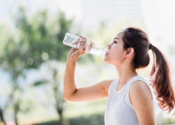 تحذير: لا تشرب الماء البارد فجأة!