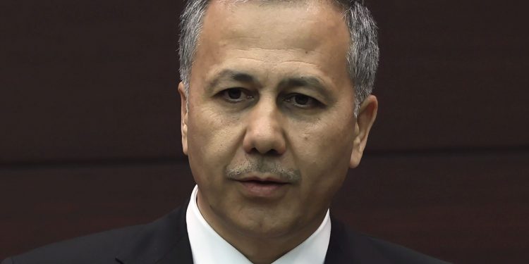 اعتقال 83 من مافيا المخدرات في تركيا