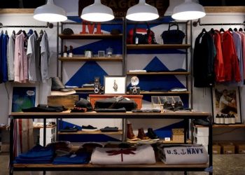 شركة ملابس تركية بارزة عالميا تقترب من الإفلاس