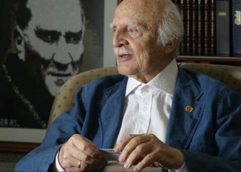 وفاة رجل الأعمال التركي جان كيراتش