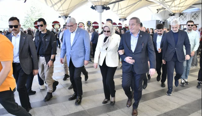 ميرال أكشنار تظهر للمرة الأولى بعد إستقالتها من حزب الجيد