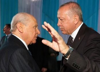 صحفي تركي: يصعب استمرار تحالف العدالة والتنمية والحركة القومية