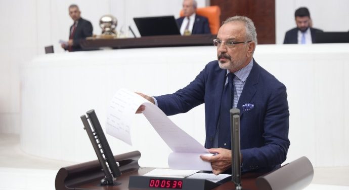 تركيا.. إدانة نجل برلماني كردي بتهمة القتل