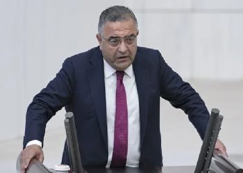 برلماني تركي: الحكومة تتحمل مسؤولية حرائق دياربكر وماردين