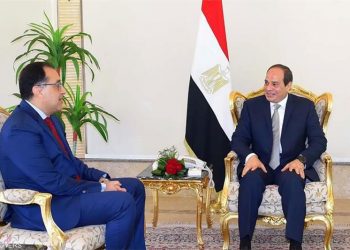السيسي يقبل استقالة الحكومة ويكلف بتشكيل حكومة جديدة