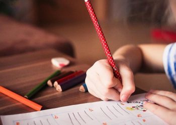 400 % زيادة في أسعار الكتب المدرسية في تركيا