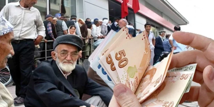 هل ترفع تركيا سن التقاعد؟