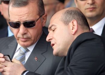 بعد أخبار استقالته من العدالة والتنمية.. أردوغان يلتقي بصويلو