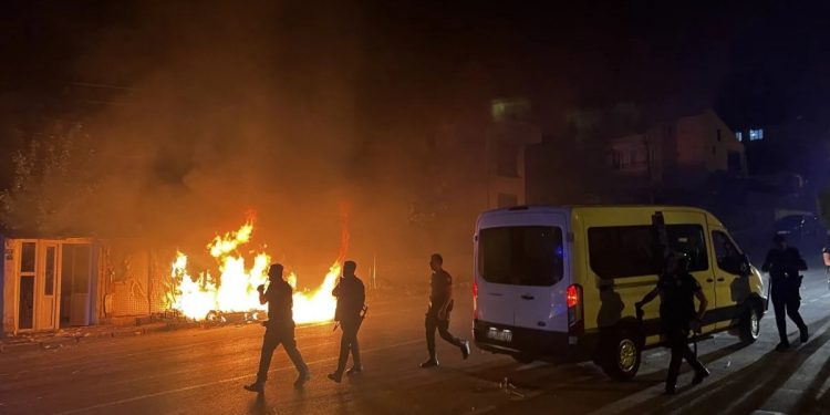 الاستخبارات التركية تحذر المحرضين على العنف ضد السوريين