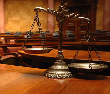 التكامل بين الشريعة والقانون لتحقيق التعاون والسلام العالمي 