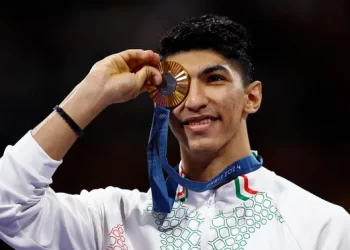 الرياضي الإيراني الكردي آريان سليمي يفوز بميدالية ذهبية أولومبية