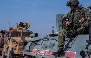 بعد سنة من التوقّف.. عودة الدوريات العسكرية الروسية التركية المشتركة في سورية