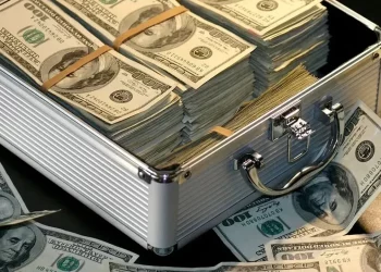 تركيا.. اليورو يحطم رقمًا قياسيًّا والدولار في صعود