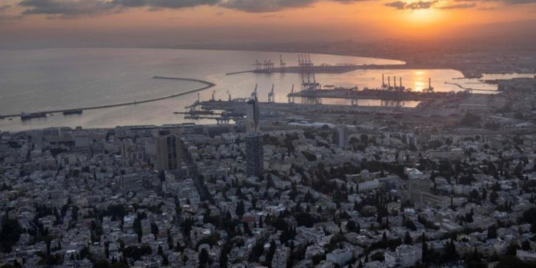 استهداف حيفا أكبر مخاوف إسرائيل