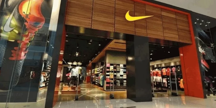 نايكي توقف مبيعاتها في تركيا