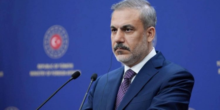 وزير الخارجية التركي يتوجه إلى الأردن