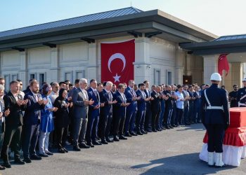 تشييع جثمان الشهيدة التركية بنيران الإحتلال “عائشة نور”